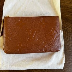 Louis Vuitton double zip pochette in Carmel empreinte leather GIANT